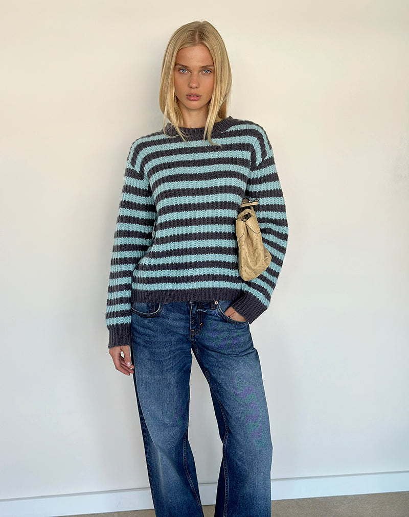 Pull Namirta en bleu clair avec rayure gris foncé