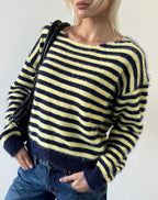 Zalo-trui met gestreepte breipatroon in geel en marineblauw